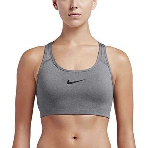 Nike Pro Classic Swoosh Bra in Gray
